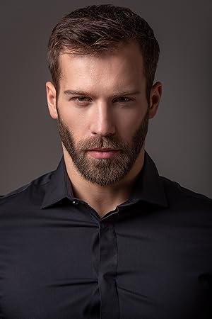 Miklós Szentváry-Lukács Miklós Szentváry-Lukács