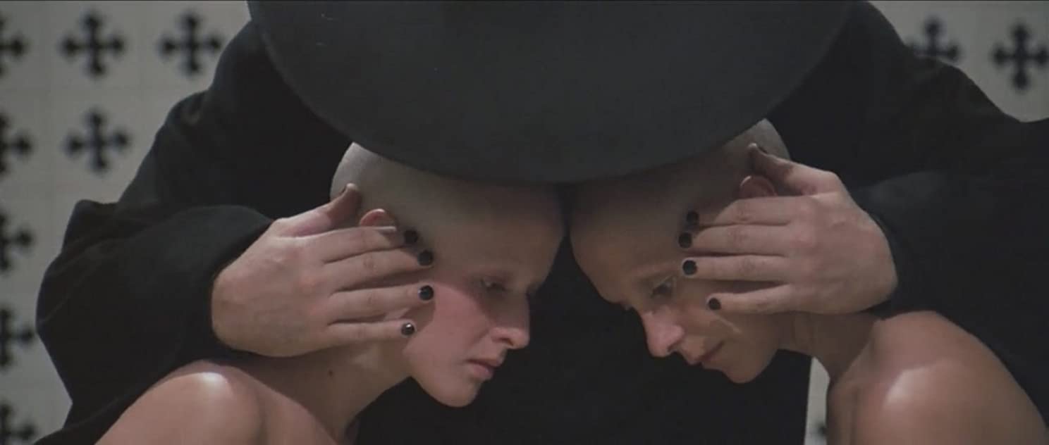 Connie De La Mora Connie De La Mora