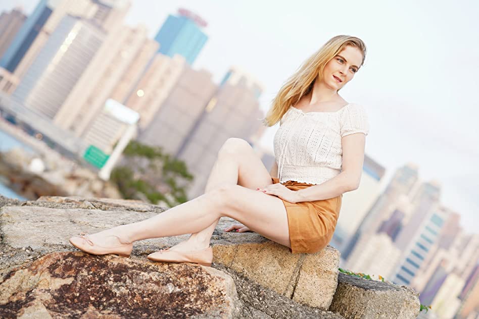 Angie Aveestar Angie Aveestar