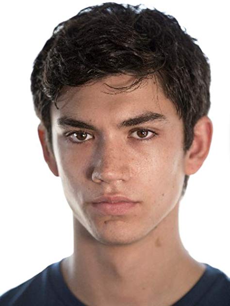 Archie Renaux Archie Renaux