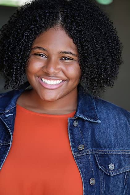 Elle Chavis Elle Chavis