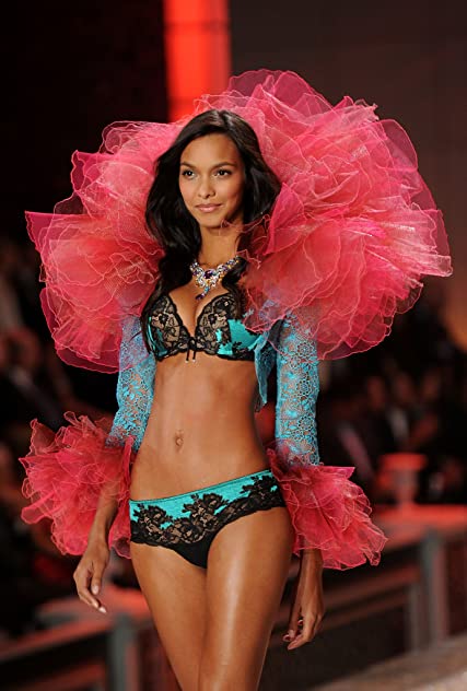 Lais Ribeiro Lais Ribeiro