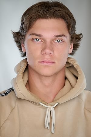 Eston Stiller Eston Stiller