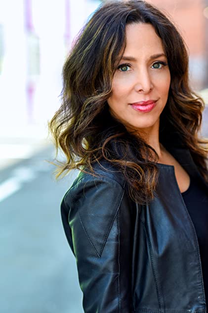 Nicole Arlyn Nicole Arlyn