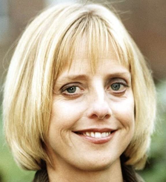 Emma Chambers Emma Chambers