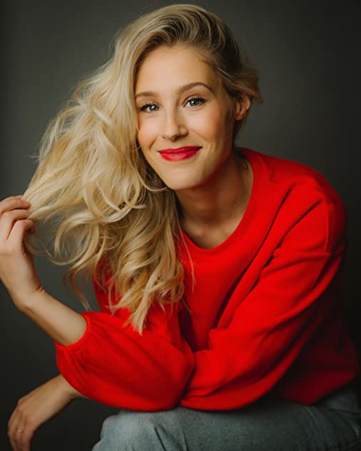 Lisa Gilroy Lisa Gilroy