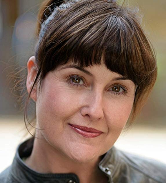 Elizabeth Carling Elizabeth Carling