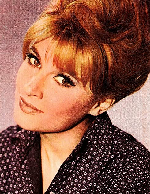 Valérie Lagrange Valérie Lagrange