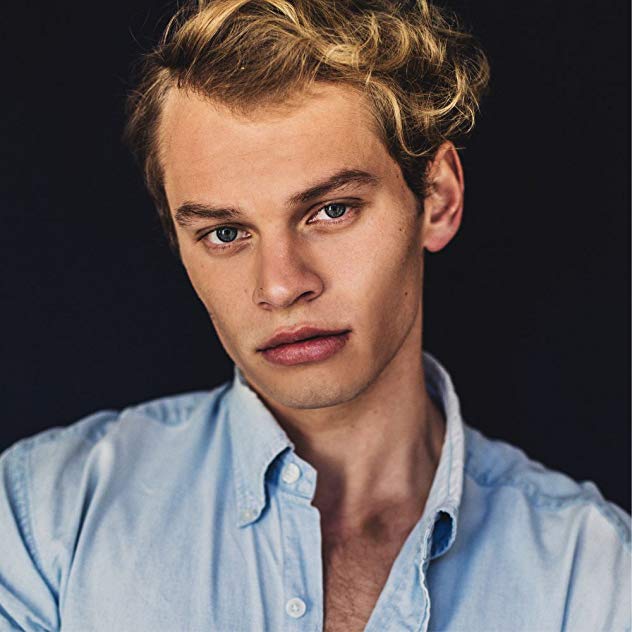 Aidan Scott Aidan Scott