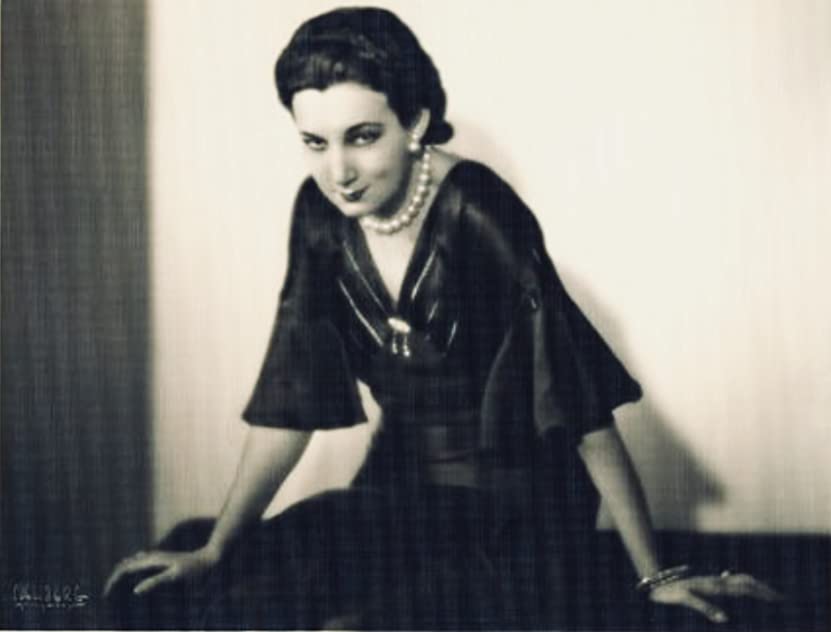 Judith Vosselli Judith Vosselli