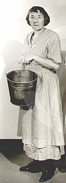 Louise Carver Louise Carver