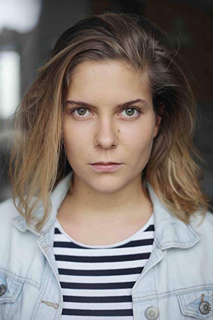 Caroline Borderieux Caroline Borderieux