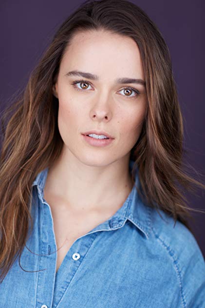 Emma Thorne Emma Thorne