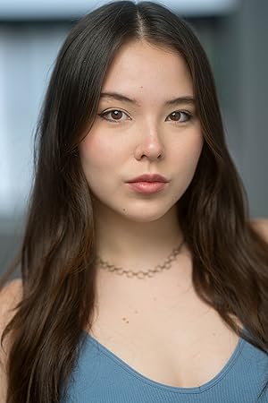 Esmé Hotta-Erlach Esmé Hotta-Erlach