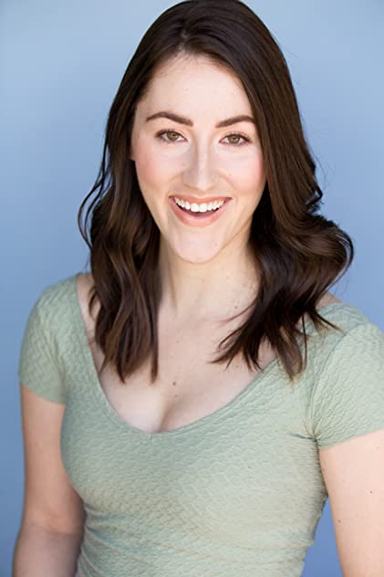 Justine Szeles Justine Szeles