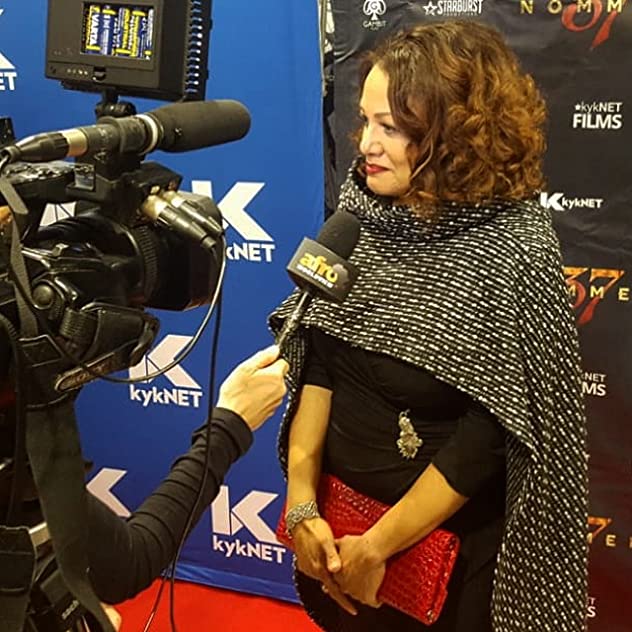 Sandi Schultz Sandi Schultz