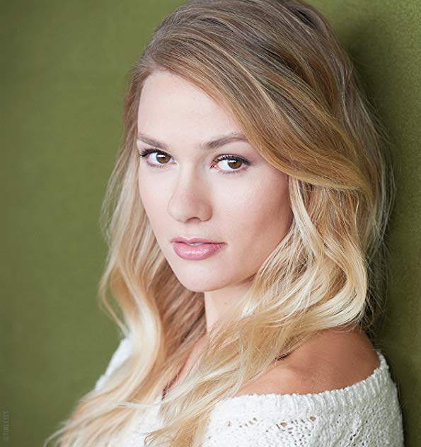 Tori Anderson Tori Anderson