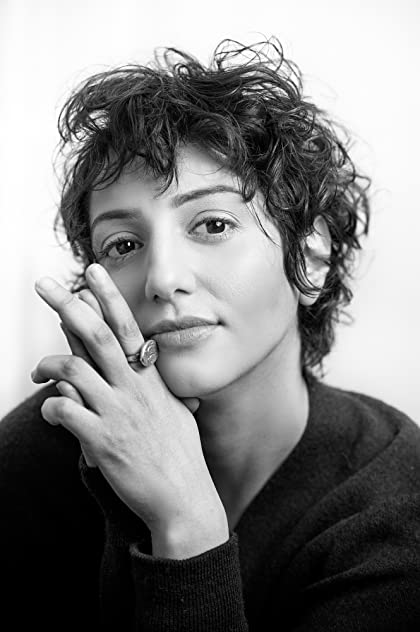 Layla Khoshnoudi Layla Khoshnoudi