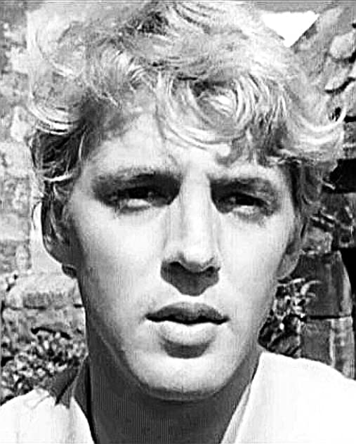 Iain Quarrier Iain Quarrier