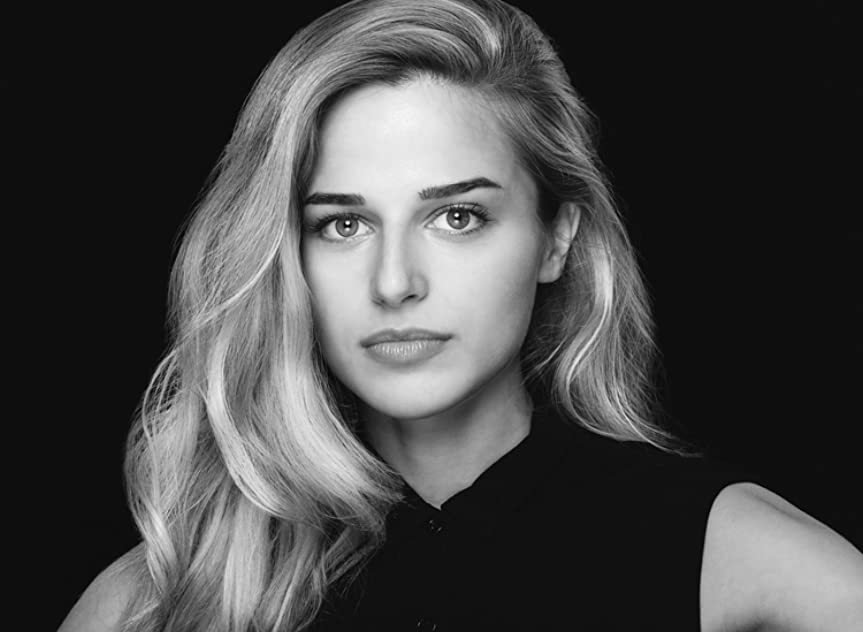 Stephanie Nur Stephanie Nur