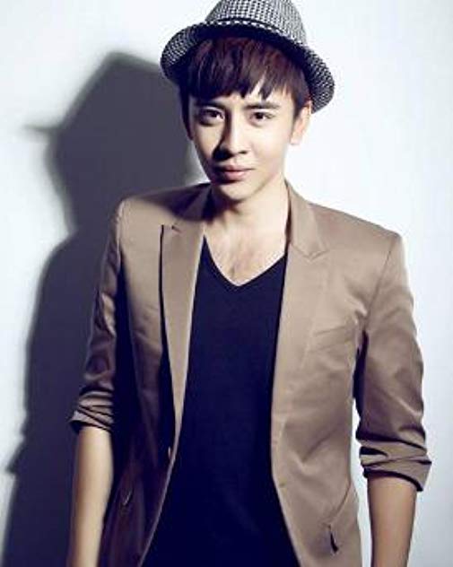 Jiuyi Zhao Jiuyi Zhao