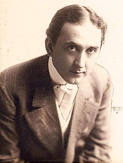 Oliver Eckhardt Oliver Eckhardt