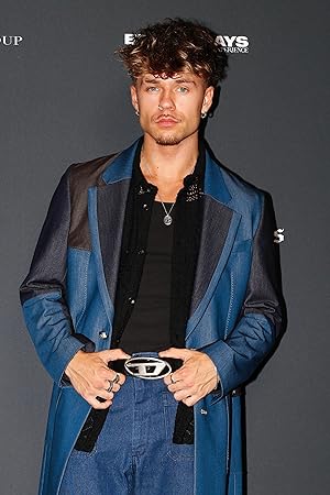 Viktor White Viktor White