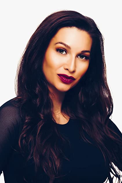 Isabelle Fox Isabelle Fox