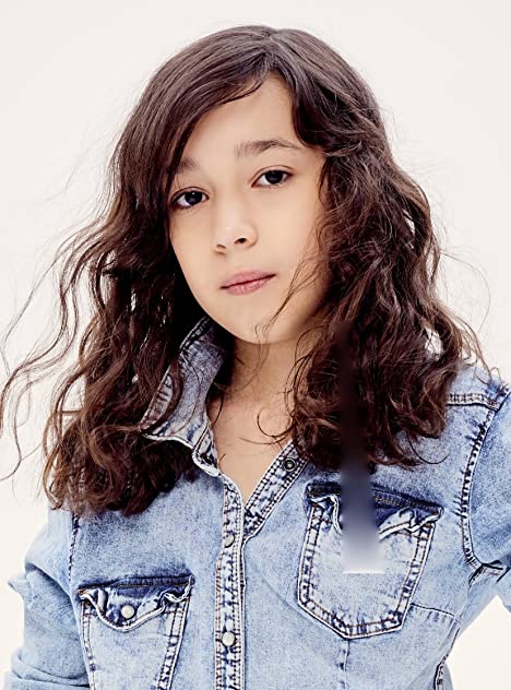 Ines Feghouli Ines Feghouli