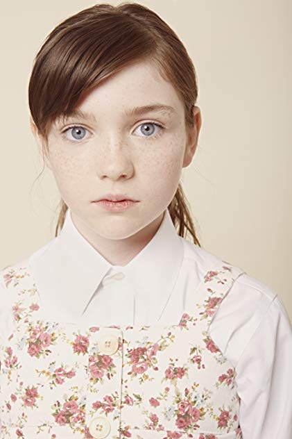 Alexa Swinton Alexa Swinton