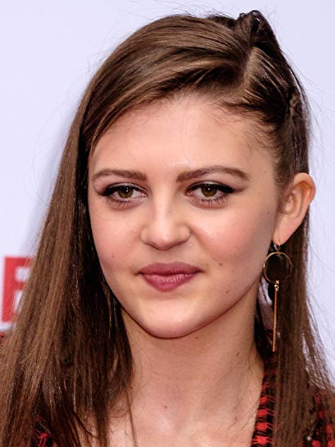 Lara Peake Lara Peake