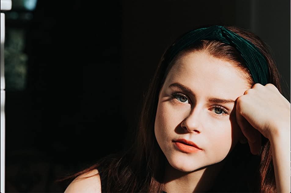 Chloe Oloren Chloe Oloren