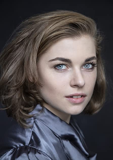 Juliette Crosbie Juliette Crosbie