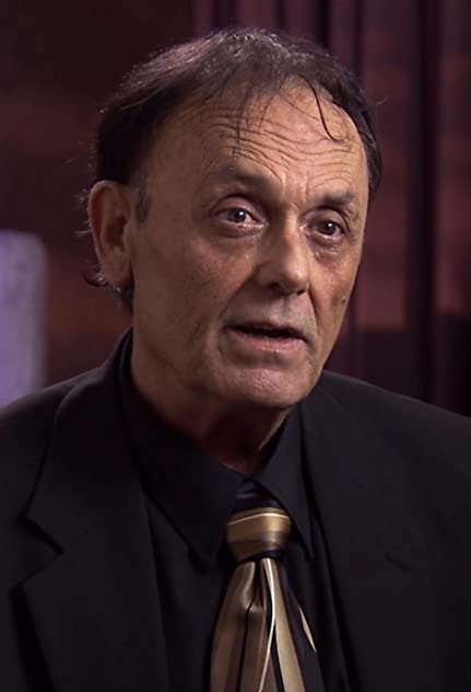 Logan Hawkes Logan Hawkes