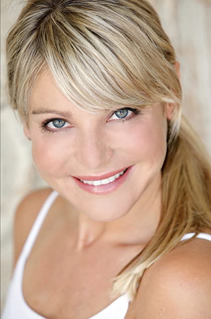 Ellen Schoeters Ellen Schoeters