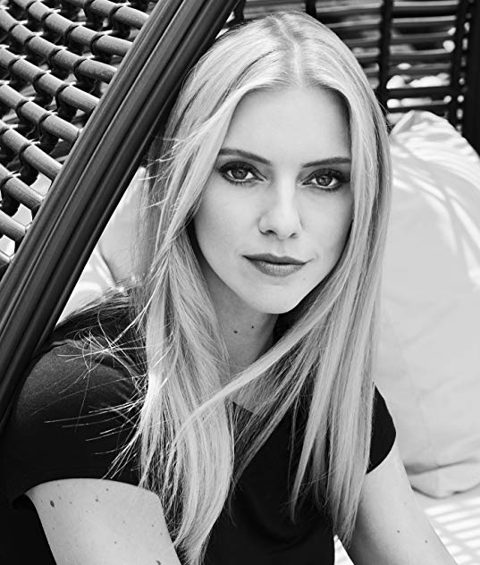 Elle Evans Elle Evans