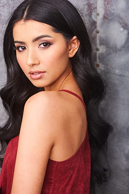 Amelia Henderson Amelia Henderson