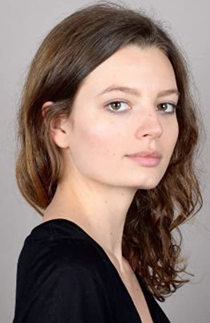 Chloé Van Barthold Chloé Van Barthold