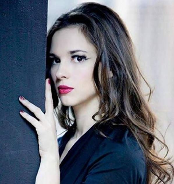 Evgenia Dimitropoulou Evgenia Dimitropoulou