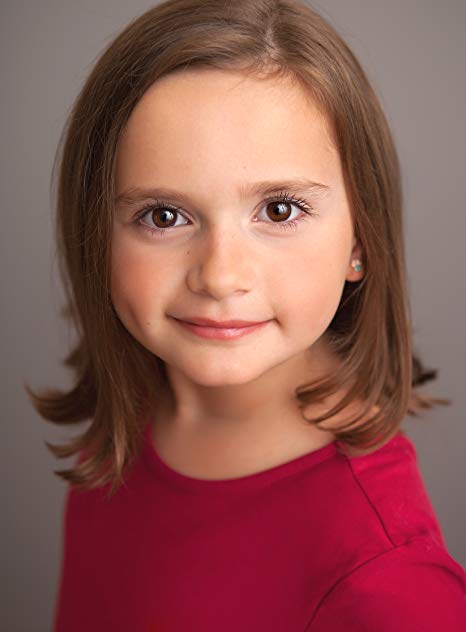 Elizabeth Howlett Elizabeth Howlett