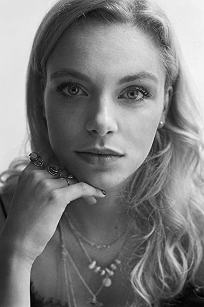 Vanessa Aleksander Vanessa Aleksander