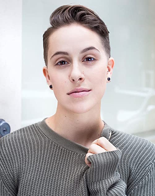 Iris Menas Iris Menas