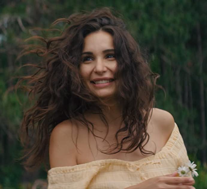 Joanna Areti Joanna Areti
