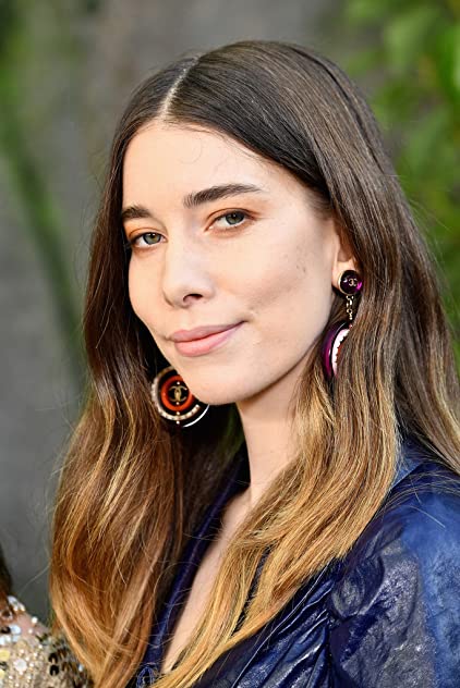 Danielle Haim Danielle Haim