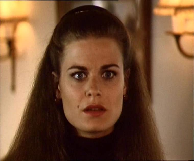 Amanda Elwes Amanda Elwes