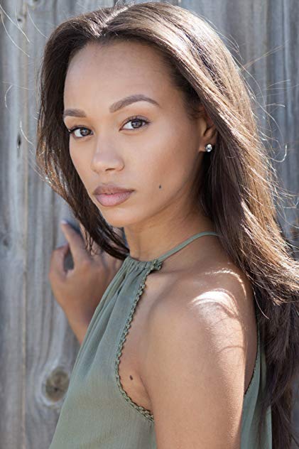 Amanda Tavarez Amanda Tavarez