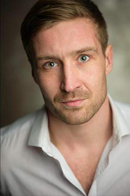 Darcy Vanhinsbergh Darcy Vanhinsbergh