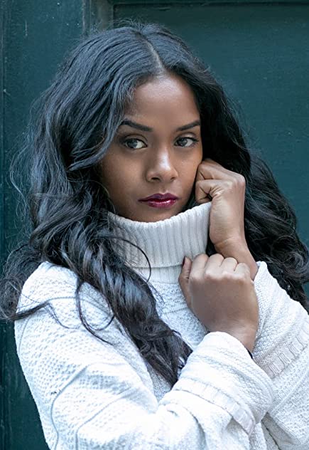 Christina de la Cruz Christina de la Cruz