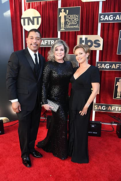 Linda Fetters Howard