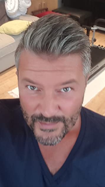 Simon Strutt Simon Strutt